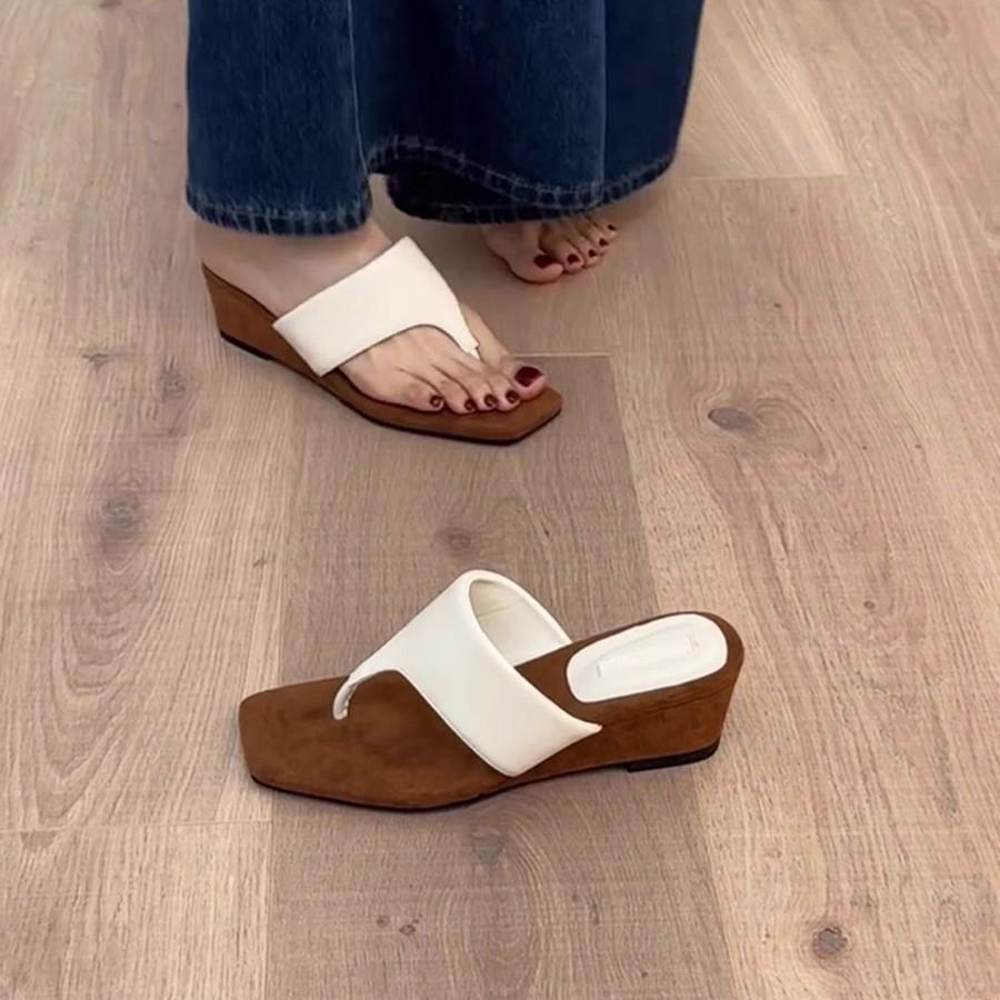 Keep version~ Thick-soled heightening flip-flops, retro minimalist square toe cool slippers, women's slope heel beach shoes