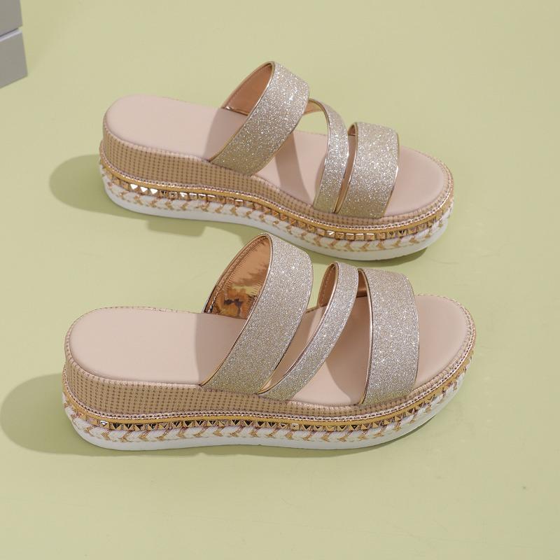 Foreign trade slope heel cool slippers women's outer wear summer new round head casual large size muffin thick bottom Roman slippers