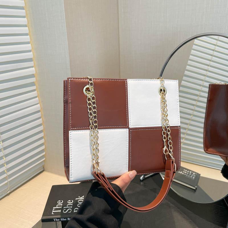 Versatile messenger bag women's 2025 new trendy spring fashion chain bag shoulder small square bag