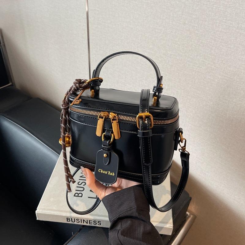 Small Bag Women's New Fashionable Portable Box Bag Textured Messenger Bag