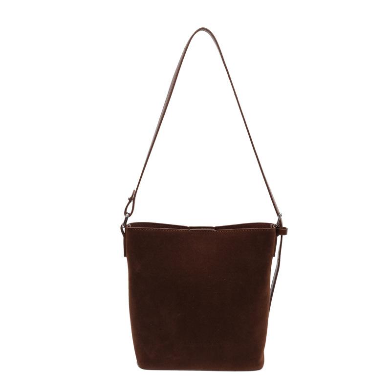 Autumn and winter retro armpit new commuter trend messenger bag large capacity shoulder fashion bucket bag