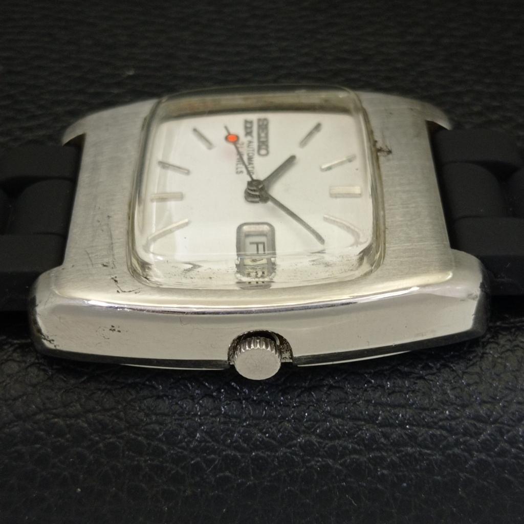 USED VINTAGE SEIKO DX AUTOMATIC 6106C JAPAN MENS WHITE DIAL WATCH a433863-2 R119-a433863