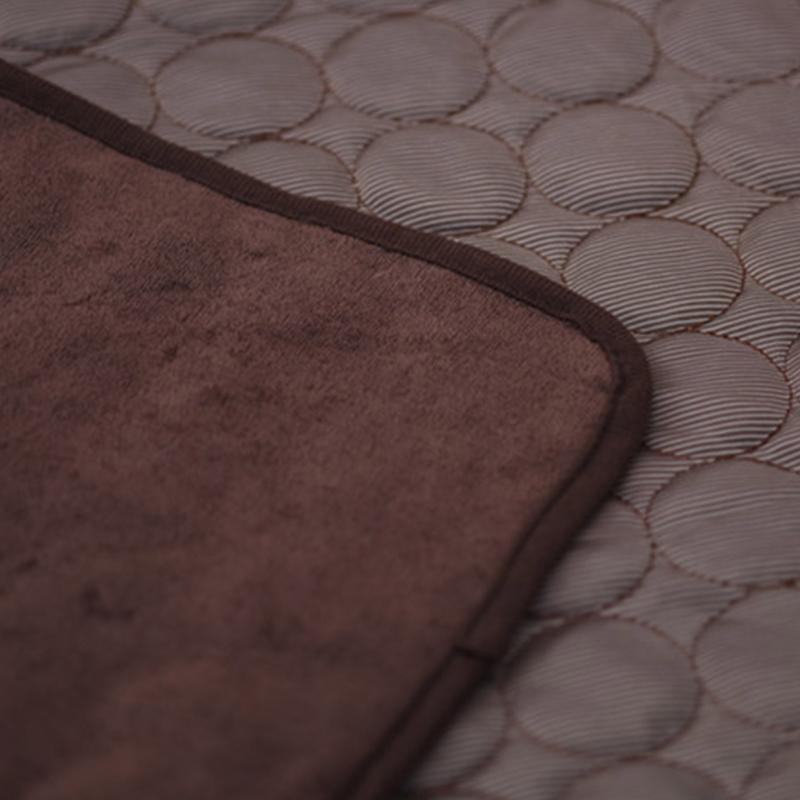 Cooling Mat for Dogs Pet Summer Sleeping Pads No Need to Freeze or Refrigerate Easy to Clean for Indoors Outdoors Use