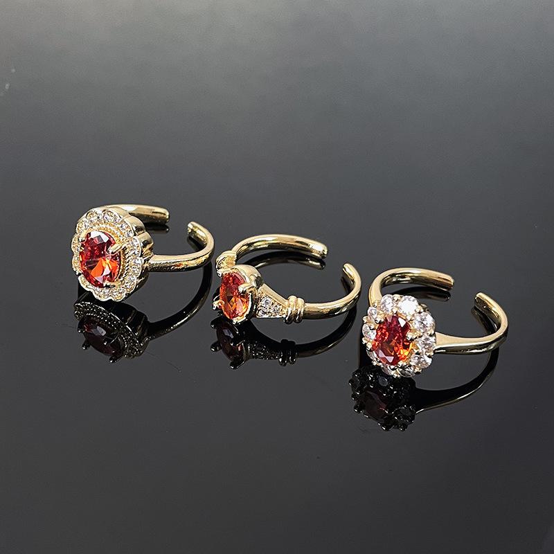 Mittelalterlicher Farbiger Schatz Rote Edelsteingruppe Mit Diamanten Eingelegt Zir*****Pen Ring Licht Luxus High-End Ring