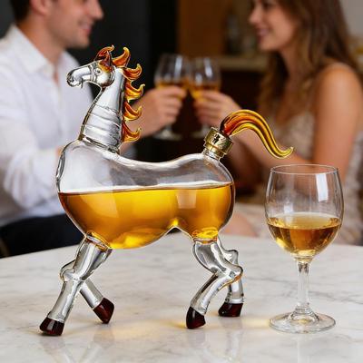Veselă pentru băuturi – Vase pentru apă și carafe