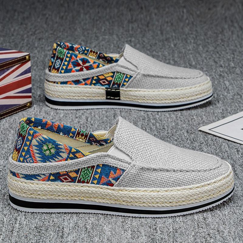 

Cloth shoes men s casual board shoes one pedal trendy men s shoes 2025 spring and summer Doudou loafer lazy shoes men 44