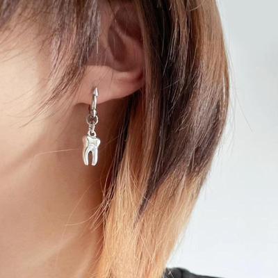 Gothic Schmuck Zahn Ohrstecker Grunge Rock Zubehör Charms Creolen für Frauen Punk koreanische Ohrringe