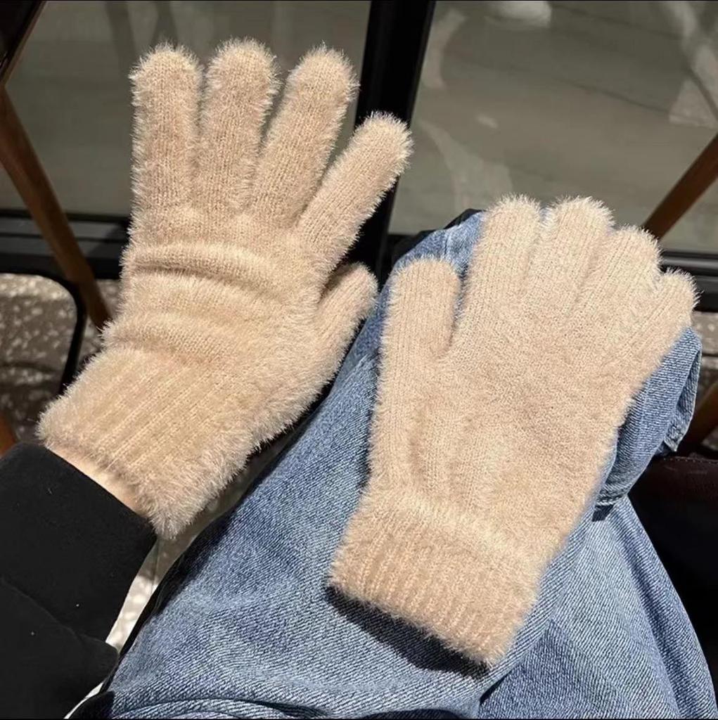 2025 Korean Style Cute Plush Women's Winter Gloves - Thickened, Cold-Proof Mink Velvet
