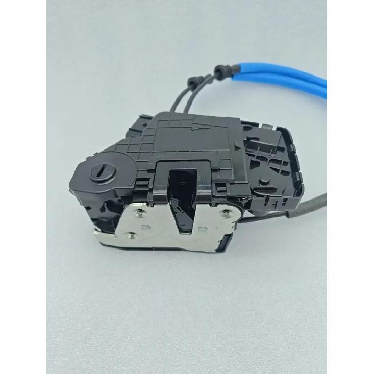 Rear Right Door Lock Actuator Latch 3 Cables For Kia Sportage 81420-D9500 81420 D9500 81420D9500