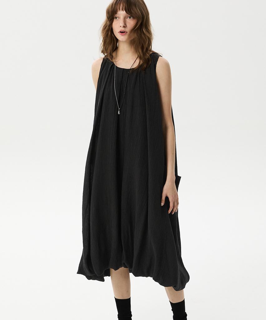 Mid And Row Balloon Sleeveless Dress(Black)