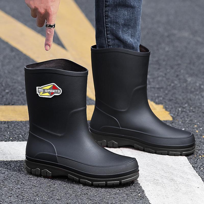 British Trend Men's Rain Shoes New Medium Tube Men's Water Boots Outdoor Rainy Day Wading Shoes Non-slip Fishing Water Shoes Rubber Shoes