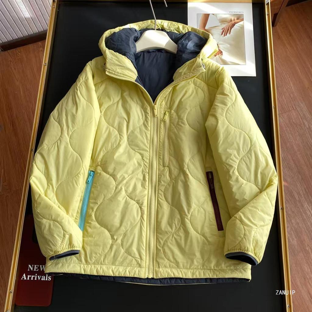 Herbst/Winter 2025: Leichte Baumwolljacke für Damen und Herren in Lila-Gelb mit Farbblock-Design – Bergstil, Stehkragen, lange Ärmel