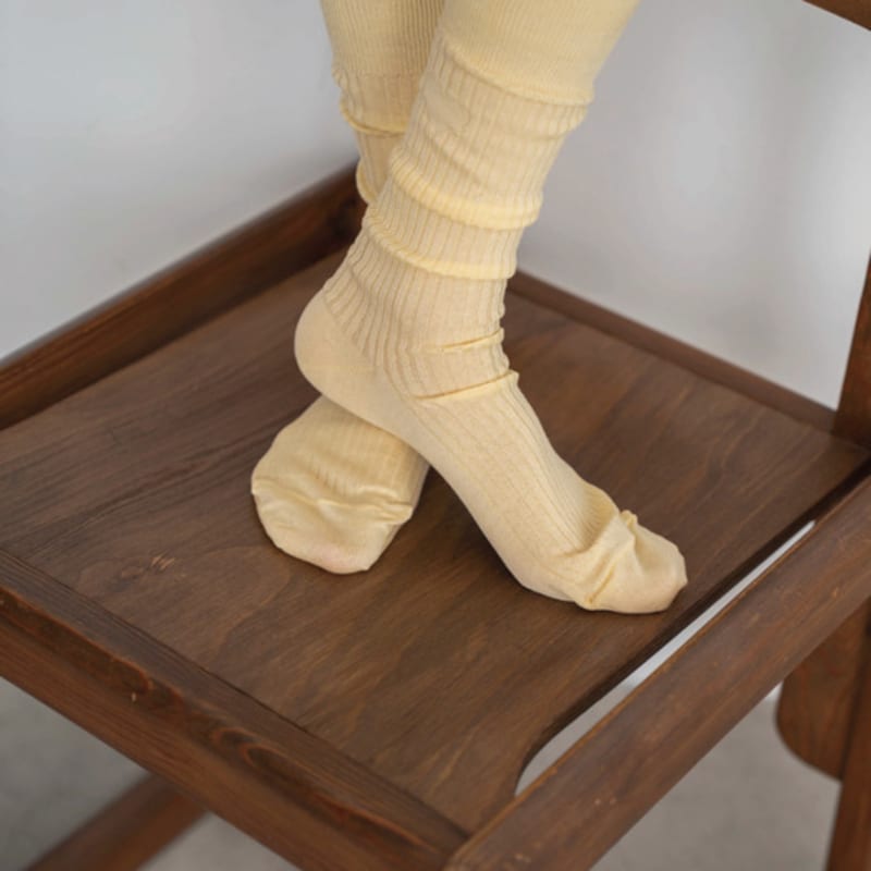 

hiig [no.196] lemon silk heart socks LEMON