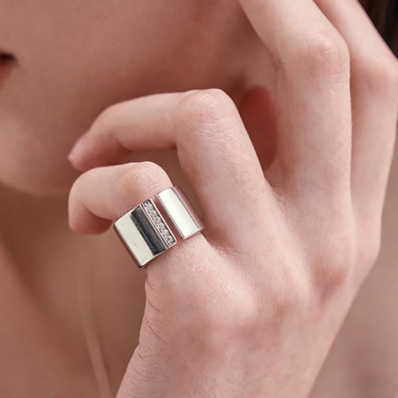 Liersi Nebu Stone Bold Open Ring