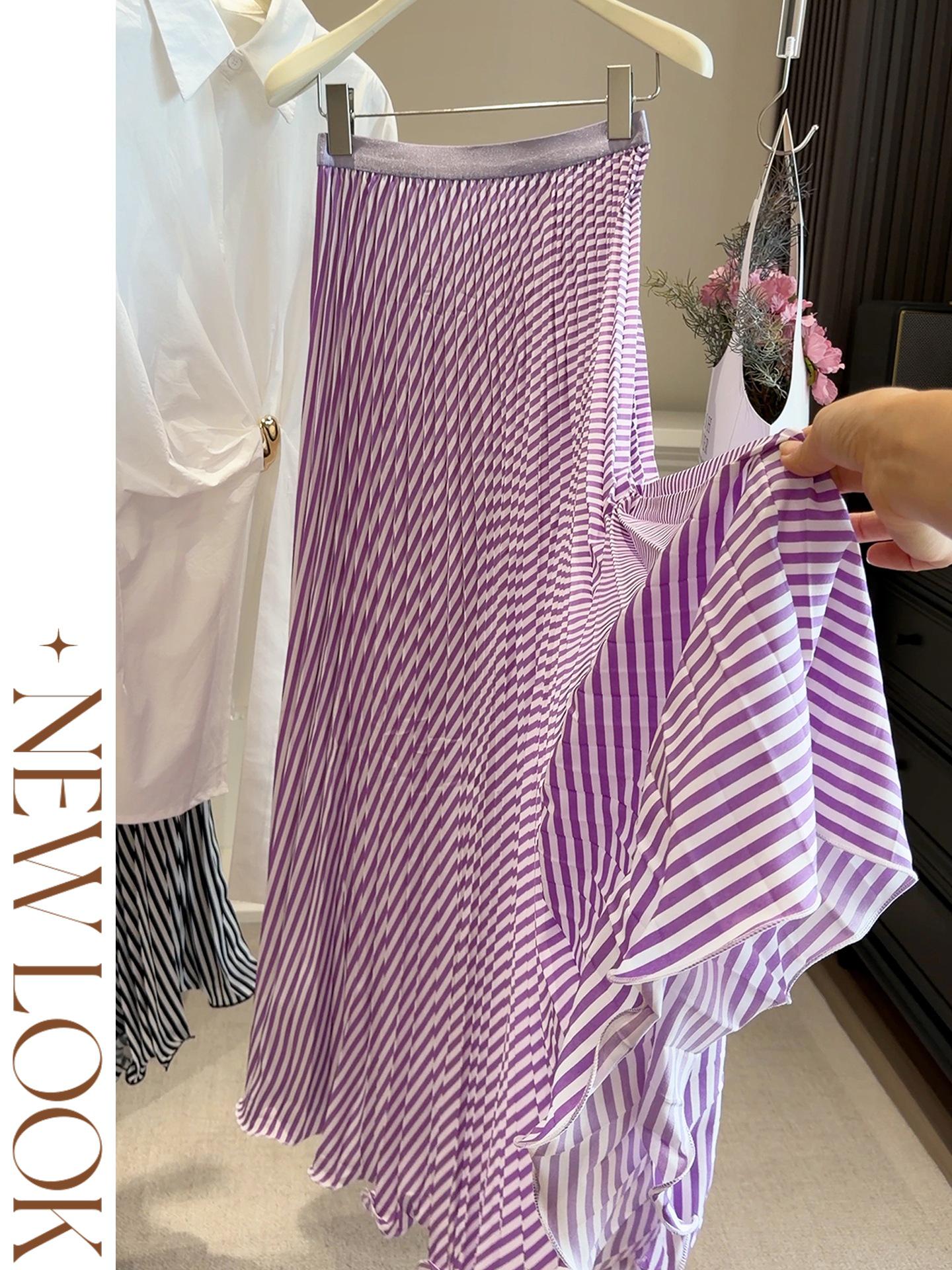

2026 Spring/Summer Women s Slimming High-Waisted Striped Chiffon Pleated Skirt One Size