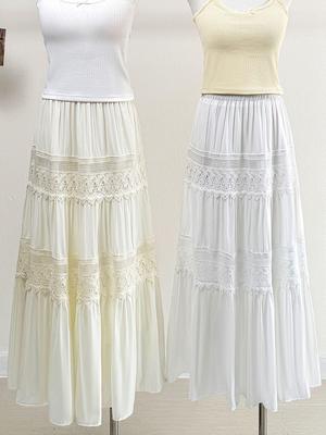 Chic Floral Lace A-Line Vacation Skirt with Wide Hem
