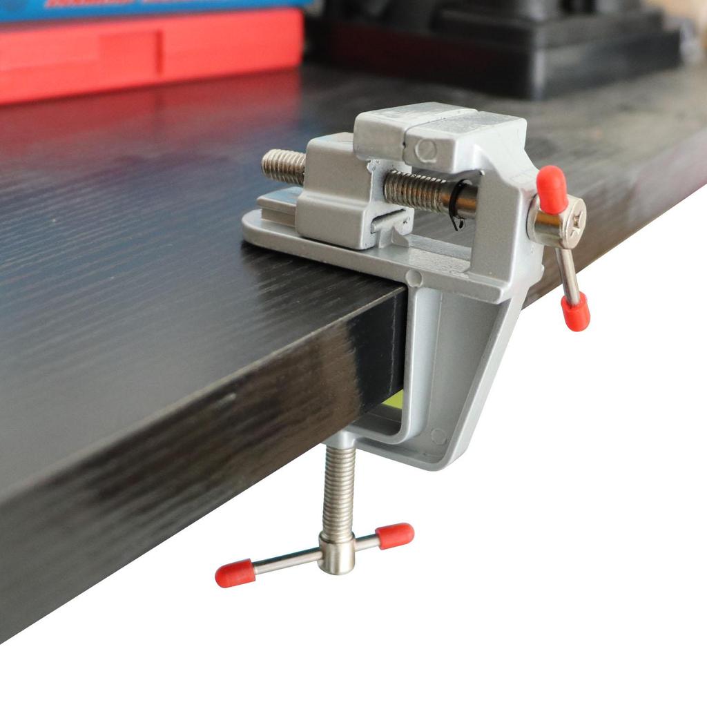 Stolní svěrák Svěrák Klenotníci Hobby Craft Repair Tool Nastavitelný přenosný pracovní stůl Svěrák Nástrojová svorka na nářadí, hliníková slitina, stříbro, 1 KS