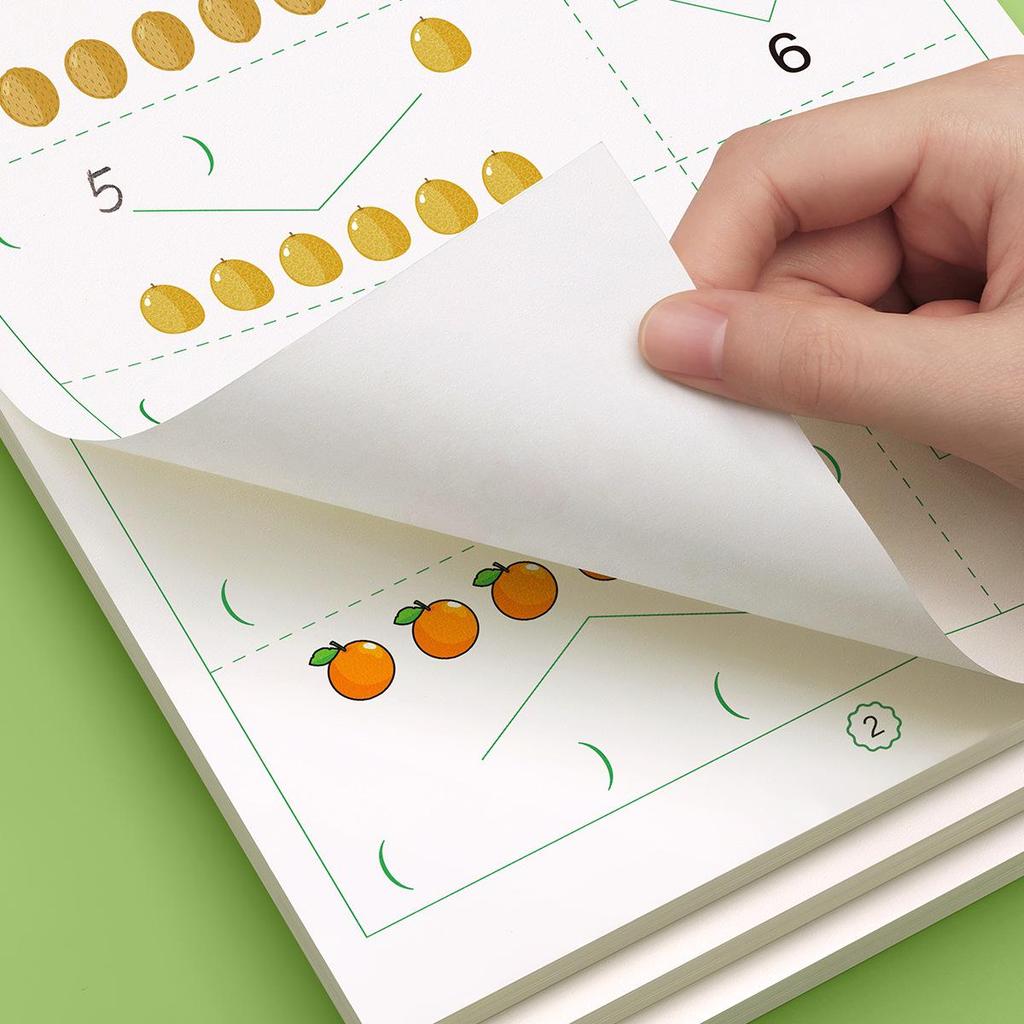 Kindergarten Pinyin & Math Workbook: 30 Daily Mental Arithmetic Questions