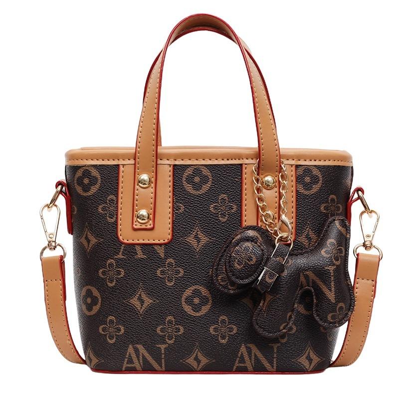 Popular Small Bags Women's Autumn and Winter Versatile New Fashion Shoulder Messenger Bag Bucket Bag