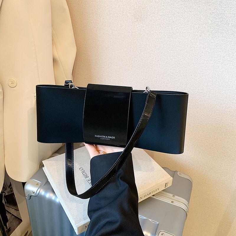 

Высококлассная сумка подмышку женская новая нишевая дизайнерская универсальная сумка для поездок модная сумка на плечо