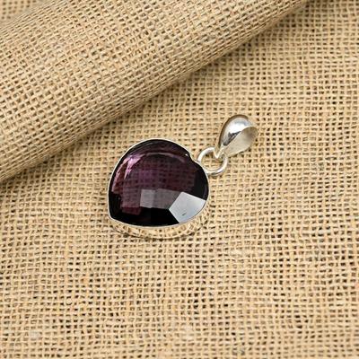 Amethyst-Edelstein, handgefertigter Schmuck, 925er-Sterlingsilber-Schmuckanhänger für Sie