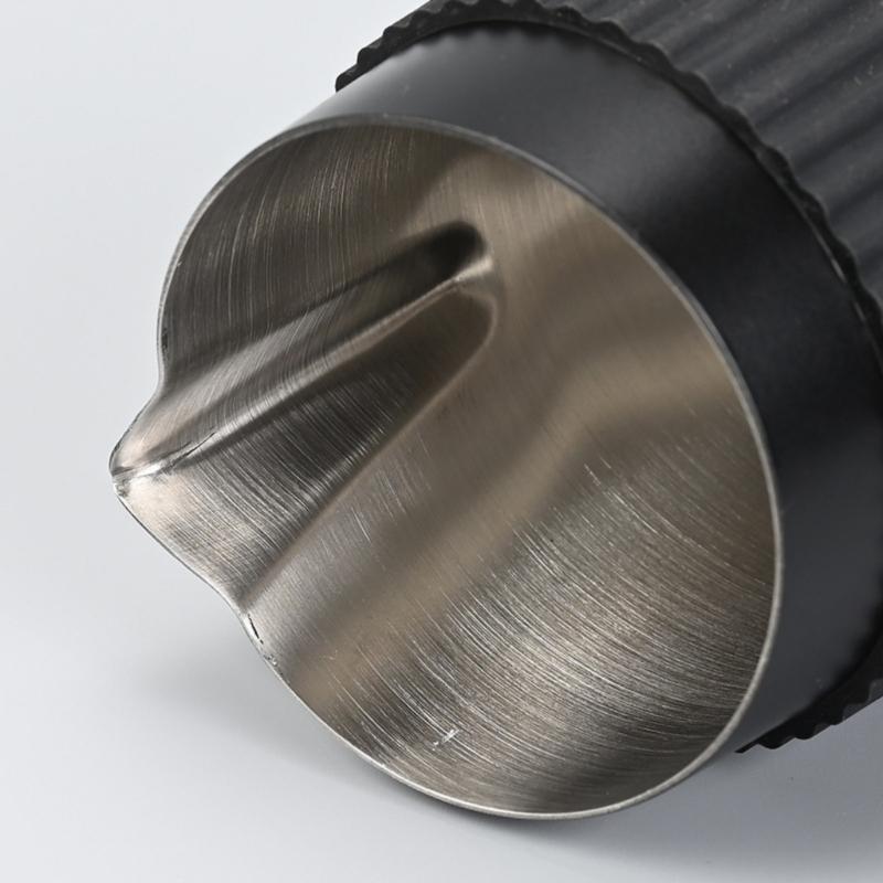 Milk Frothing Pitcher 420ML Coffee Frothing Cup Stainless Steel Texture Suitable for Latte Art and Coffee Enthusiasts