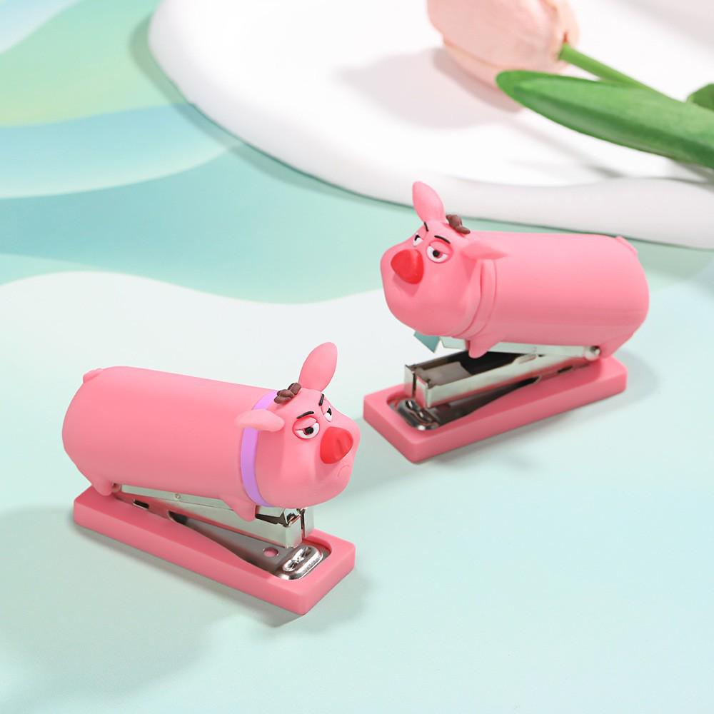Cartoon Stapler and Staple Remover Set - Creative Desktop Ornament Doll Figure for Kids' Office Stationery.
