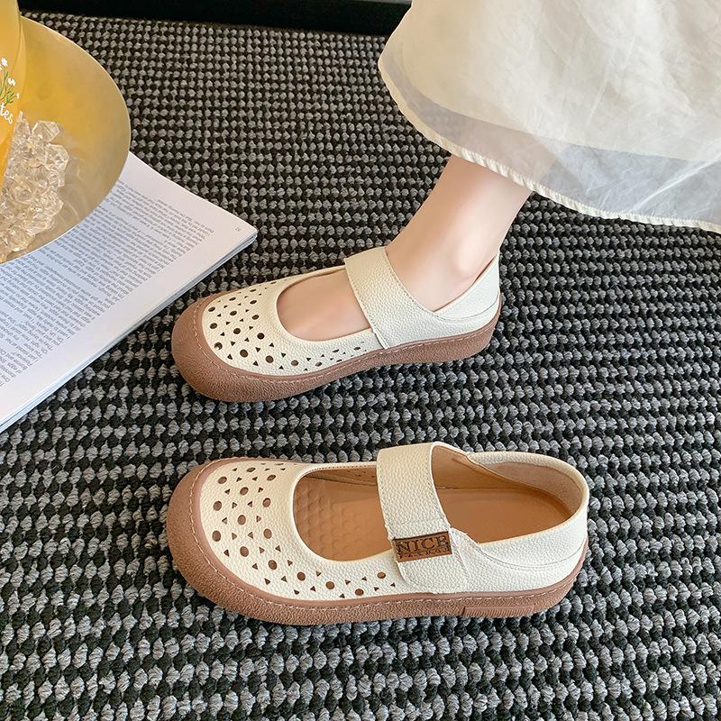 Super soft summer mother shoes bag sandals soft leather hole shoes flat sole soft sole soft surface non-slip middle-aged and elderly round head women'