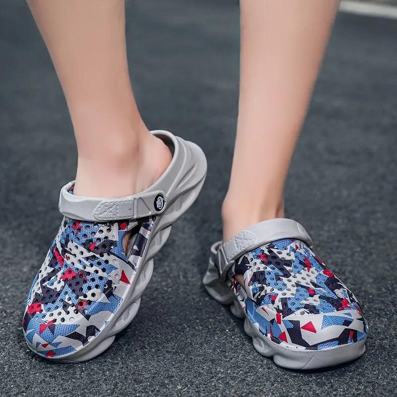 Hollow Hole Shoes Men's Sandals Summer Slippers Beach Shoes Men's Non-slip Outer Wear Camouflage Toe Sandals Flip Flops