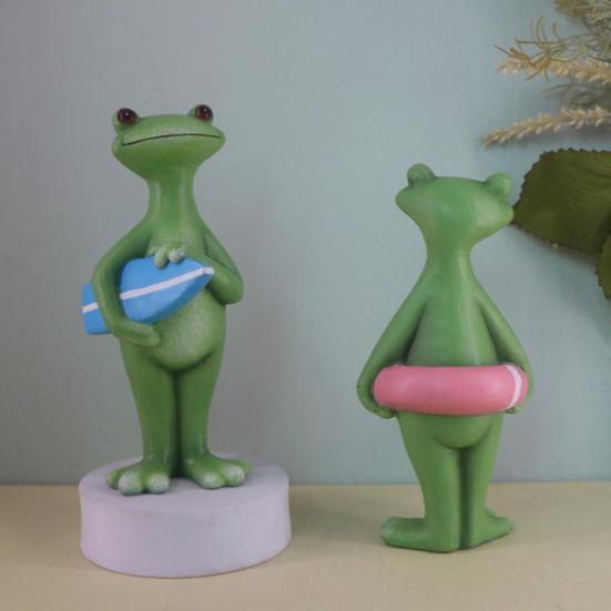 Vacation Frog Statue Resin Surfing Swimming Frog Ornament Collectible Frog Figurine Animal Sculpture for Garden Home Office Desk