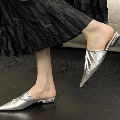 Fashion Shoes for Women 2024 High Quality Closed Toe Women's Slippers Fashion Dress Slippers Women Pleated Pointed Toe Low Heel Sandals