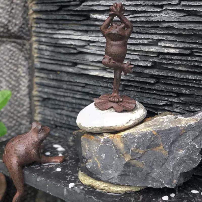 European Vintage Yoga Frog Cast Iron Decoration, Home TV Cabinet, Living Room, Model Room, Soft Decoration