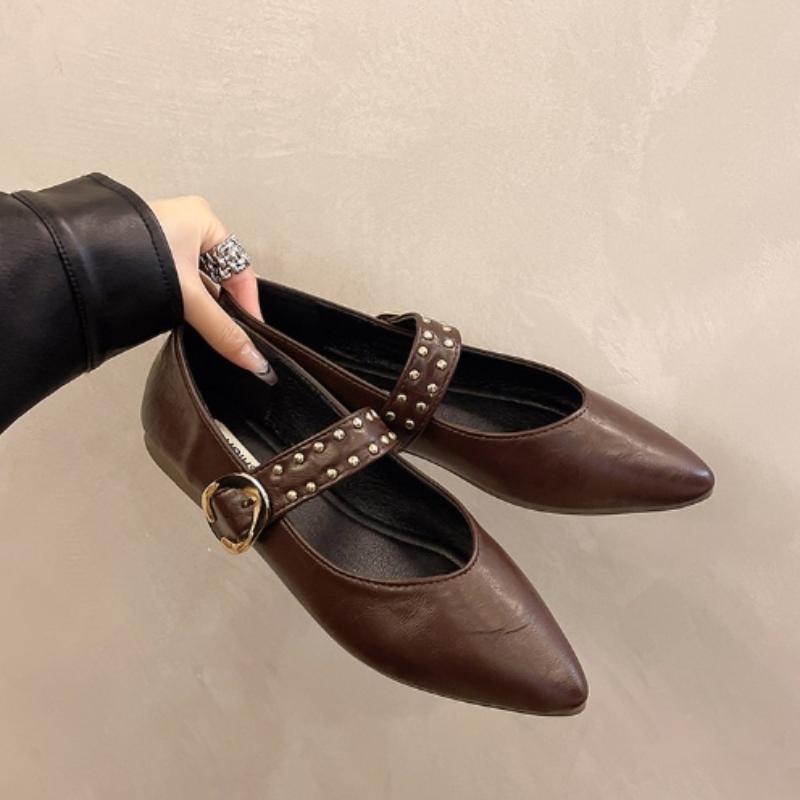 

Модные осенние новые туфли на плоской подошве, женская мода, острый носок, неглубокий вырез, заклепки, мягкая подошва, противоскользящие, износостойкие, низкие туфли 40 коричневый