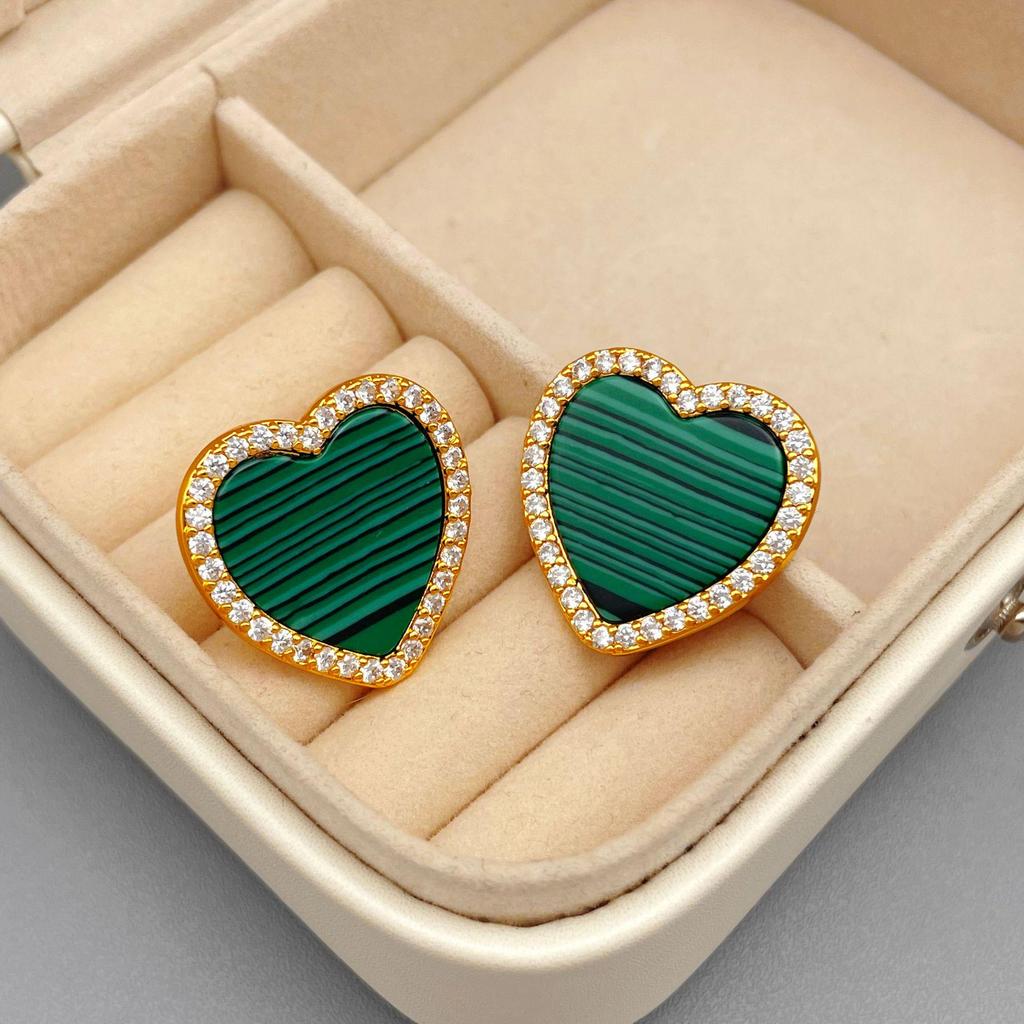 Retro Malachite Heart Diamond Stud Earrings - Exquisite Design & Unique Style