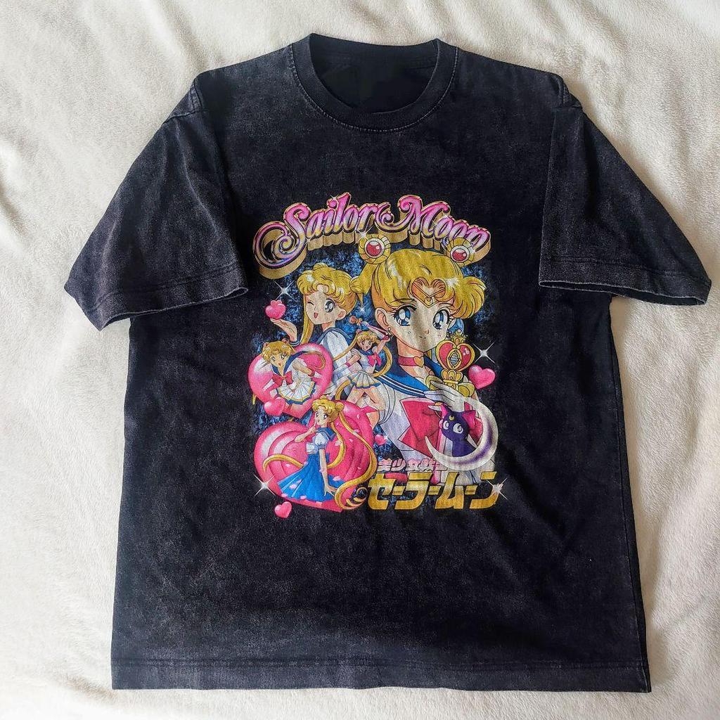 [USED] Vintage Sailor Moon Print T-shirt Featuring Tsukino Usagi and Distressed Print.