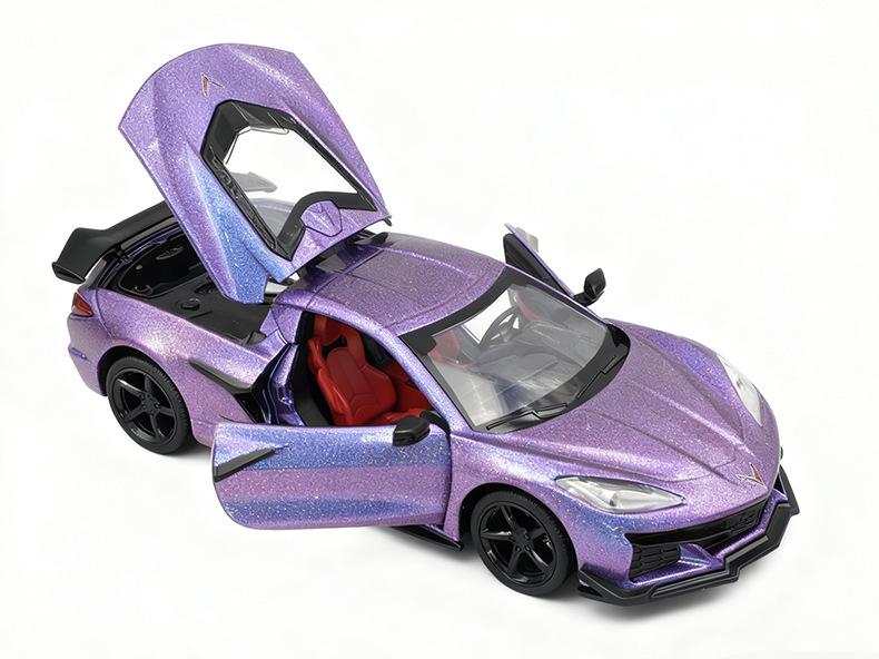 1:24 Chevrolet Corvette Z06 Alloy Car Model Sound and Light Pull Back Children's Toy Collectibles Birthday Gift