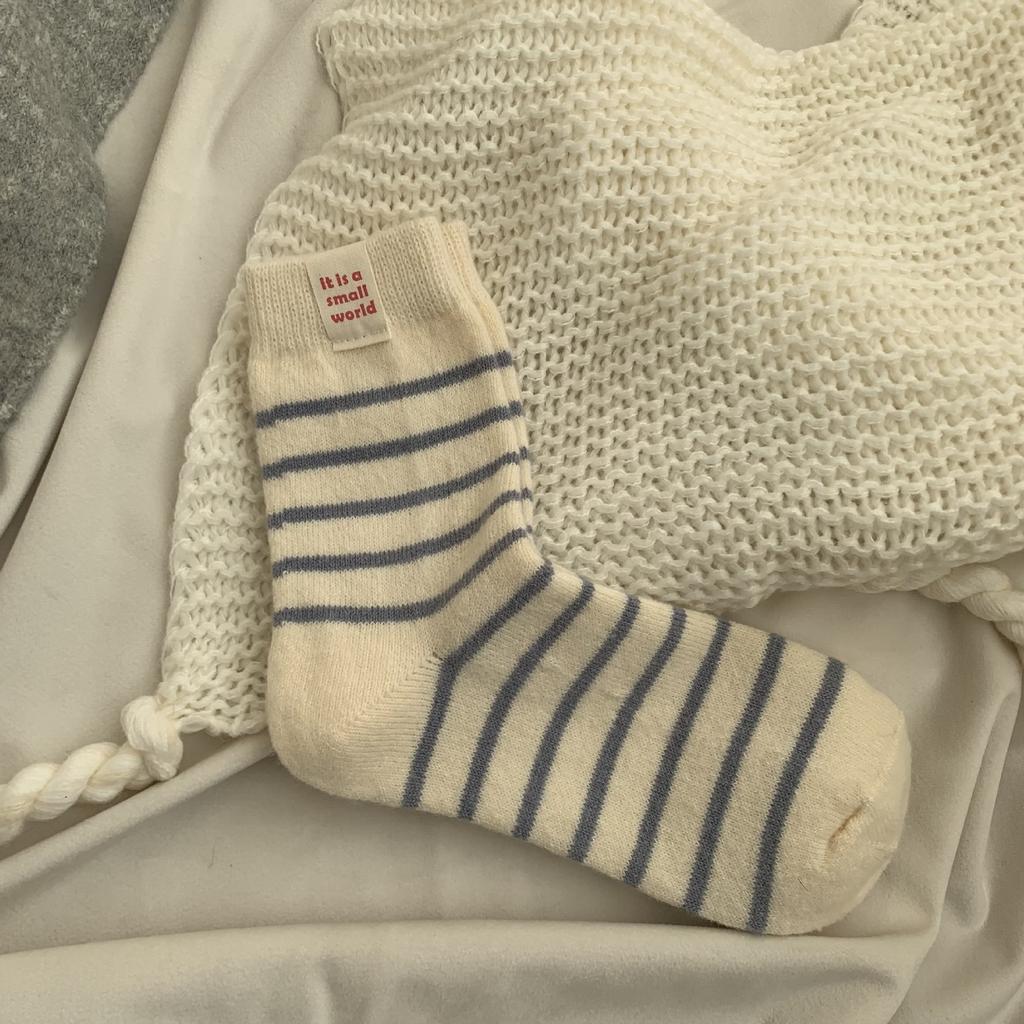 Winter New Products Thickened Cloth Label Color-Blocking Striped Warm Socks Thick Line Contrast Furry Women'S Socks