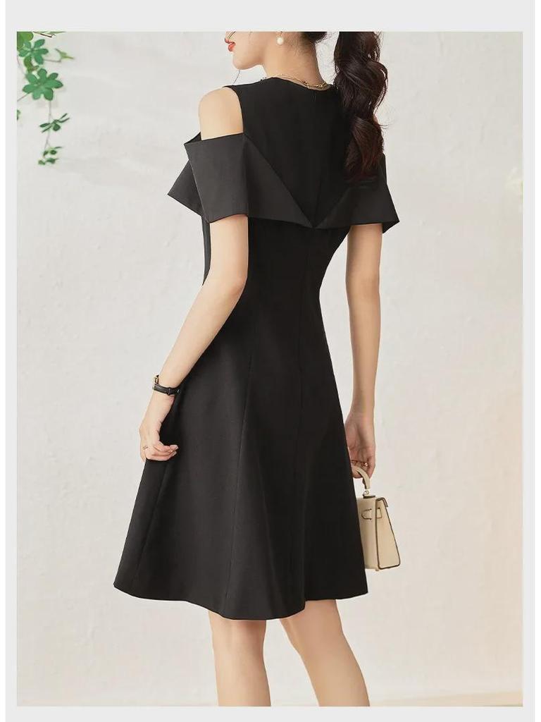 Nanyou Elegant Diamond V-Neck Off-Shoulder Slim Dress for Women
