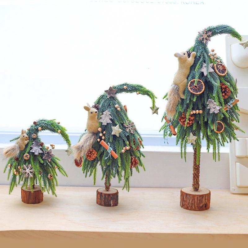 1PC Christmas DIY Craft Kit Crooked Neck Christmas Tree Squirrel Ornament Bundle Tilted Christmas Tree Decorations 30cm/60cm