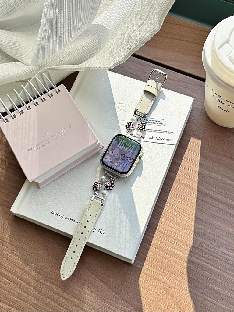 Cat Paw Pearl Leather Strap for Apple Watch Series 11, Xiaomi Band 8/9/10, Huawei Fit.