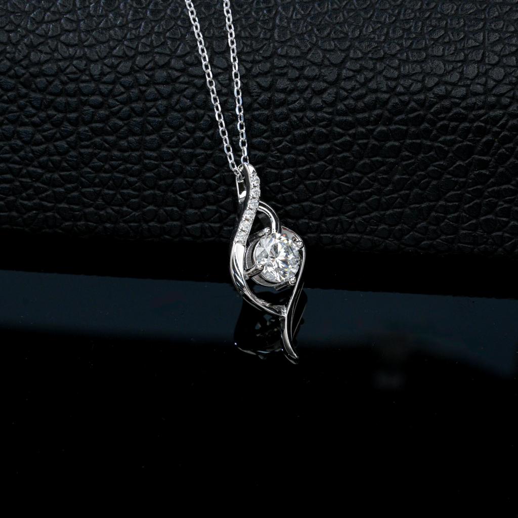 Hot Selling Stylish S925 Silver Rhodium-Plated Waterdrop Shape Pendant Necklace Zircon Trendy for Weddings Parties for Gift