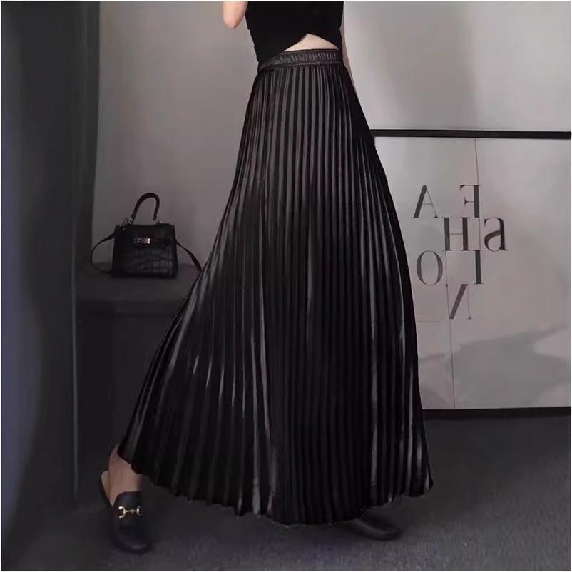 Dámská midi sukně z šifonu s vysokým pasem a plisováním - Červená áčková na léto