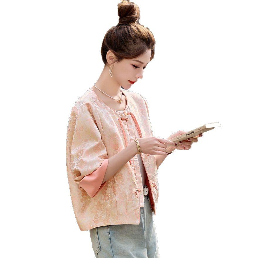 Jacquard-Knopf-Kurzjacke Damen Frühling und Herbst Neues Temperament Design-Sinn Leichter Luxus Zen-Oberteil