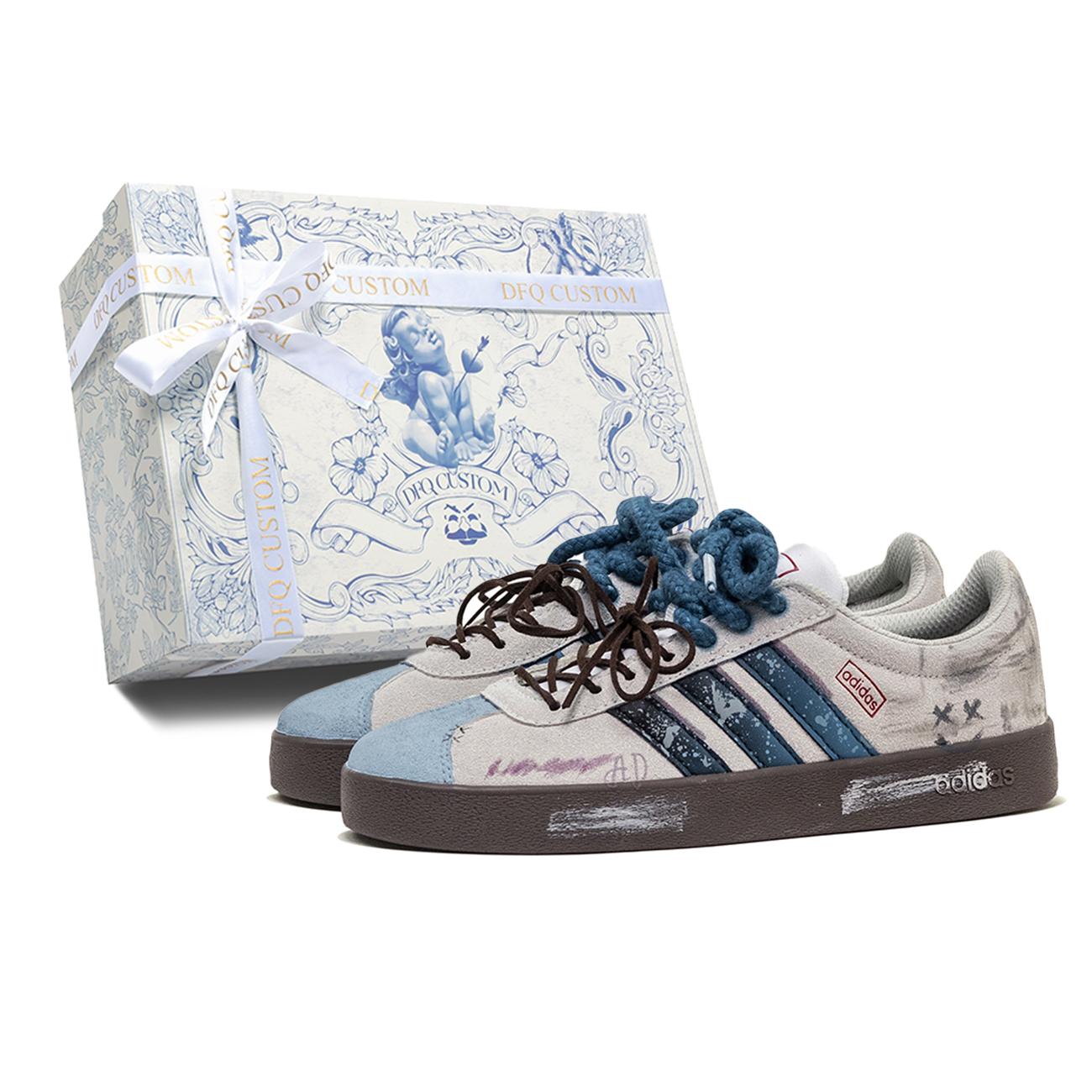 

Adidas VL COURT 2.0 ADCDAVINCI, Box, Blue Star Cushioning Low top Skateboard Shoes Unisex Blue Gray HQ1802(TeamM-S-BOX) 44⅔