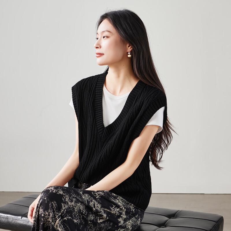 SOFSIL Women's V-Neck Wool Blend Knit Vest