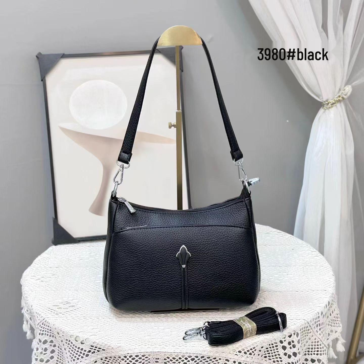 2025 Large Capacity Women s Shoulder & Crossbody Bag - Korean Style, Versatile PU for Middle-aged Commuters