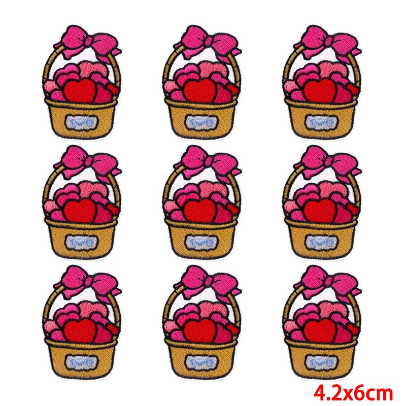 10 Pcs/lot Wholesale Embroidery Patch Iron On Patches For Clothing Patches On Clothes Jackets Decor Applique Sew Supplies