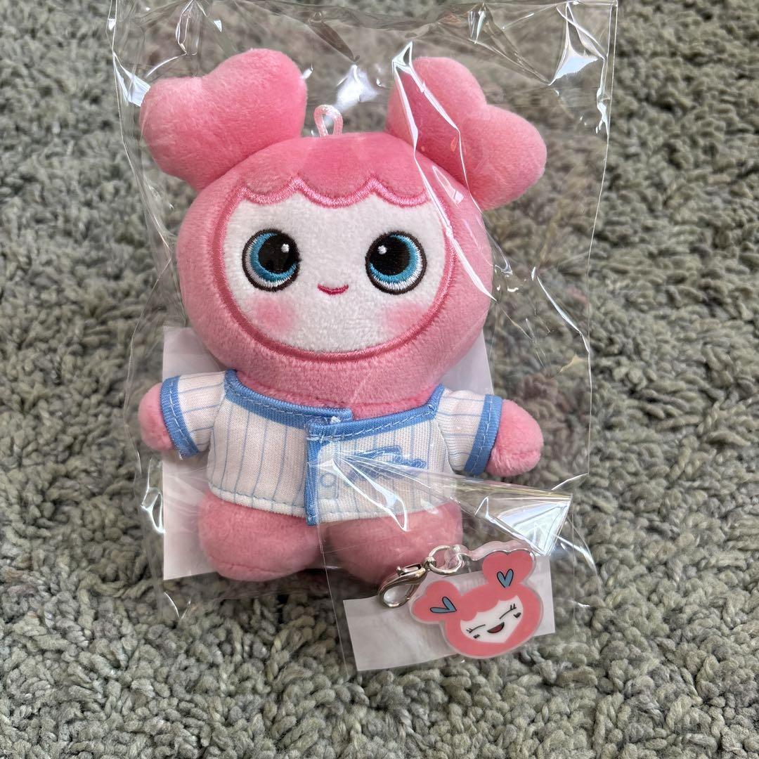 

[USED] Twice Mobly Plush Toy with Korean Fanmi Charm