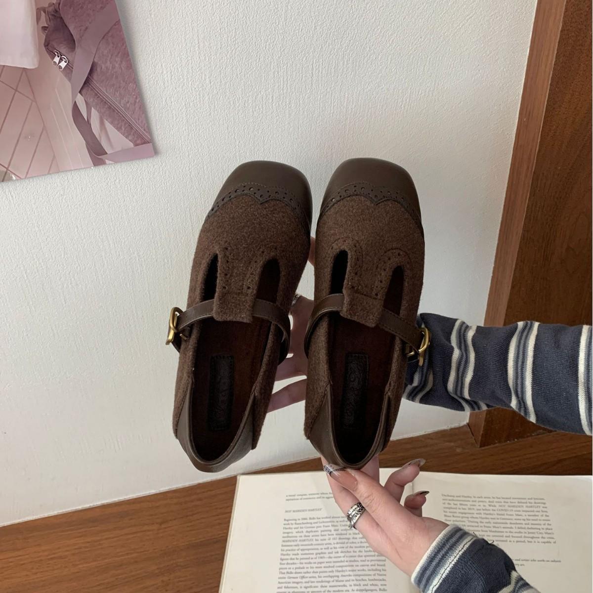 

2025 winter new round head thick heel one-word buckle college style small leather shoes versatile commuter work women s single shoes 39 хаки