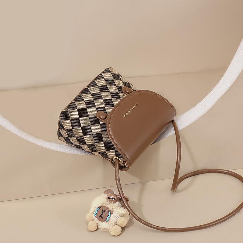 New Spring and Summer Women's Bag High-end Crossbody Bag Small Bag One-shoulder Fashion Bucket Bag